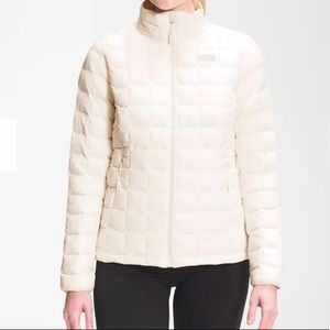Women’s thermo ball eco jacket